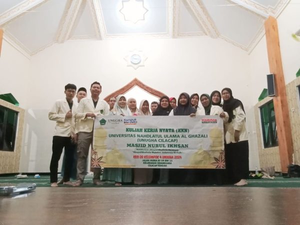 Penutupan Program KKN dengan Tema MAMUSDA di Masjid Nurul Ikhsan Sidanegara